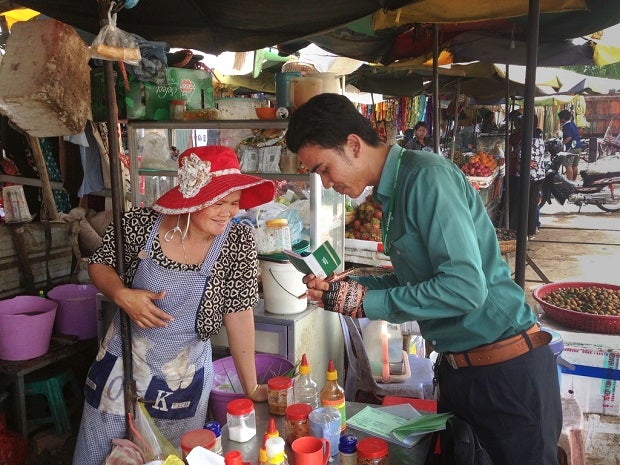 Smartphone app research in the field, Cambodian market