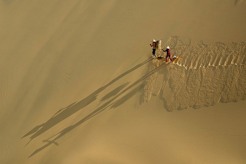 Sand dunes in Vietnam. Photo: Minh Quoc Le, 2015 CGAP Photo Contest