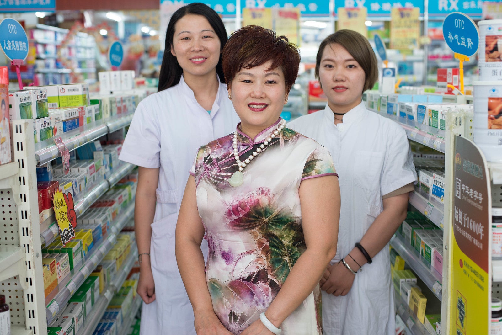 The staff of a drug store in Louyang, China. Photo: Iwan Bagus, International Finance Corporation